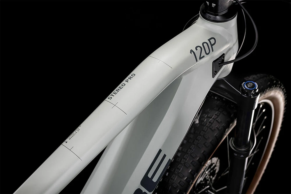 Cube Stereo Hybrid 120 Pro 625 Lunar´n´grey 2 Cube Stereo Hybrid 120 Pro 625 Lunar´n´grey – Image 2