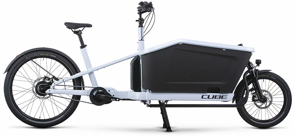 Cube Cargo Hybrid 500 Flashwhite´n´black 1 Cube Cargo Hybrid 500 Flashwhite´n´black