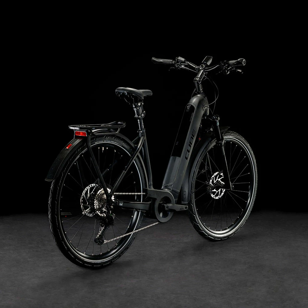 Cube Kathmandu Hybrid SLT 750 Easy Entry Black´n´metal 2 Cube Kathmandu Hybrid SLT 750 Easy Entry Black´n´metal – Image 2