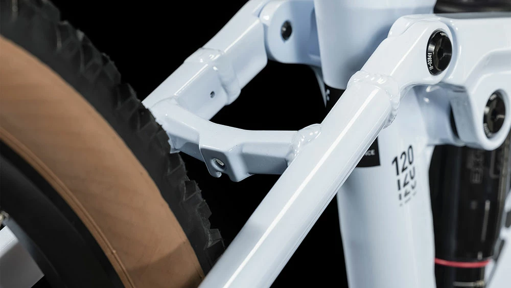 Cube Stereo Hybrid 120 Pro 625 Flashwhite´n´black 3 Cube Stereo Hybrid 120 Pro 625 Flashwhite´n´black – Image 3