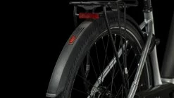 Cube Supreme Hybrid SLX 625 Easy Entry Polarsilver'n'black 9 Cube Supreme Hybrid SLX 625 Easy Entry Polarsilver'n'black -Vélo Électrique Soldes cube 632302 20119227 Supreme Hybrid SLX 625 Easy Entry polarsilver n black 4